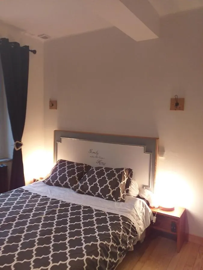 Chez Celine Et Philippe Chambre Atelier Dans Propriete De Charme Avec Piscine Le Fossat 0*,  France